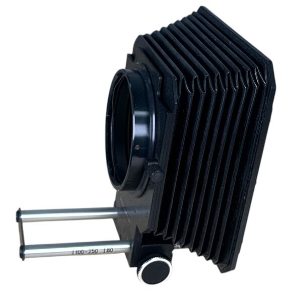 Hasselblad Vintage Adjustable Lens Shade 40231 with Original Box - Picture 3 of 7